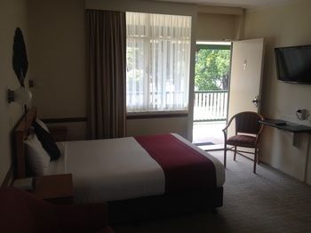 The 3 Explorers Motel - Mackay Tourism 28