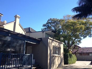 Cambridge Lodge - Hostel/Backpacker - Mackay Tourism 5