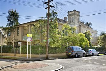 Cambridge Lodge - Hostel/Backpacker - Mackay Tourism 6