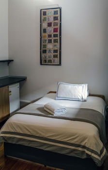 Cambridge Lodge - Hostel/Backpacker - Mackay Tourism 28