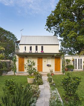 Admiral Collingwood Lodge - Mackay Tourism 18