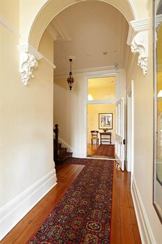 Admiral Collingwood Lodge - Mackay Tourism 4