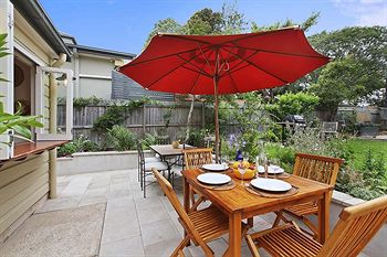 Admiral Collingwood Lodge - Mackay Tourism 13