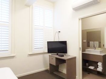 Naughtons Parkville Hotel - Mackay Tourism 17