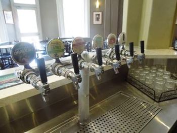 Naughtons Parkville Hotel - Mackay Tourism 19