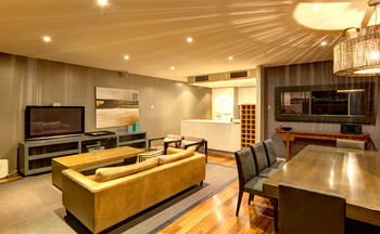ACD Apartments - Mackay Tourism 1