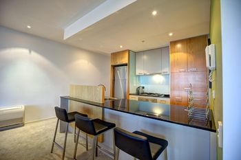 ACD Apartments - Mackay Tourism 10