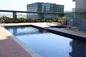 ACD Apartments - Mackay Tourism 22