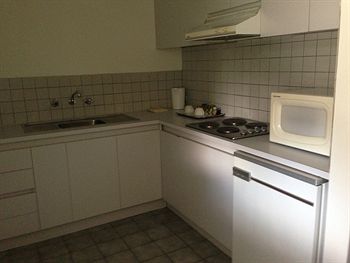 Nunawading Motor Inn - Mackay Tourism 11