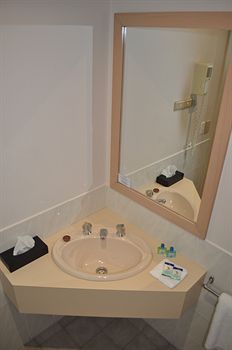 Nunawading Motor Inn - Mackay Tourism 26