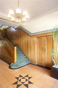 Hotel Gosford - Mackay Tourism 8