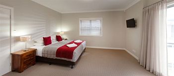 Everton Apartments - Mackay Tourism 4