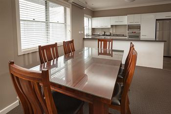 Everton Apartments - Mackay Tourism 13