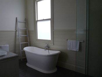 Brentwood Accommodation - Mackay Tourism 7