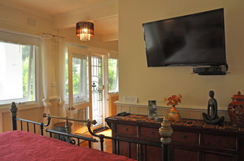 Brentwood Accommodation - Mackay Tourism 24