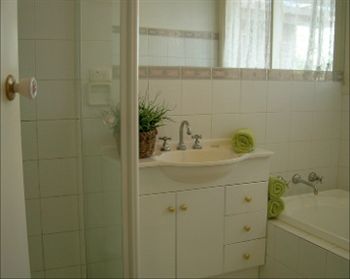 Australian Home Away @ Doncaster Grange Park - Mackay Tourism 0