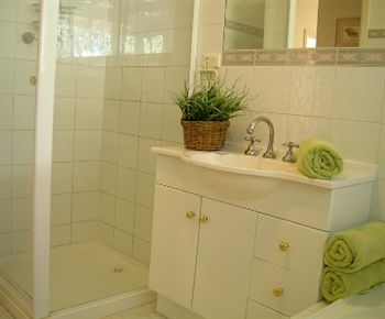 Australian Home Away @ Doncaster Grange Park - Mackay Tourism 20