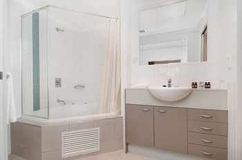 Ettalong Beach Apartments - Mackay Tourism 19