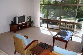 Palm Court Noosa - Mackay Tourism 15