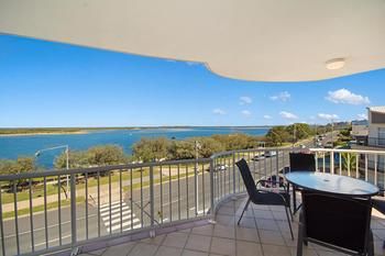 Sandy Shores Luxury Holiday Units - Mackay Tourism 72