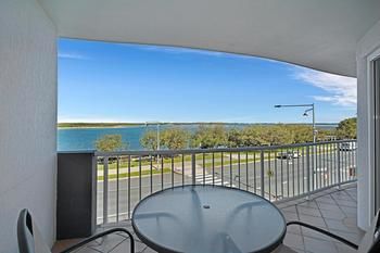 Sandy Shores Luxury Holiday Units - Mackay Tourism 77