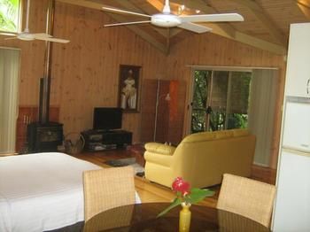 Belle's At Montville - Mackay Tourism 9