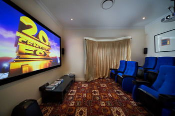 Katoomba Manor - Mackay Tourism 7