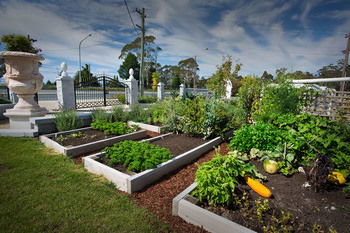 Katoomba Manor - Mackay Tourism 23