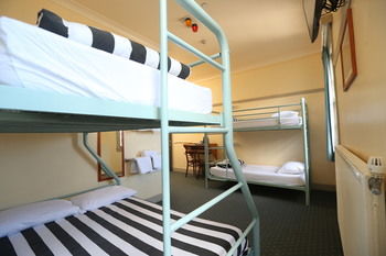 Blue Mountains YHA - Hostel - Mackay Tourism 26