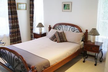 Kingfishers Manor @ Noosa - Mackay Tourism 17