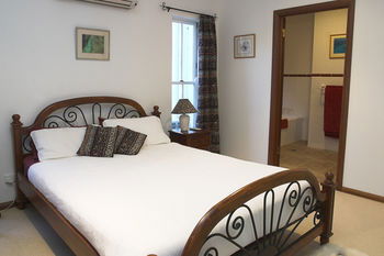 Kingfishers Manor @ Noosa - Mackay Tourism 19