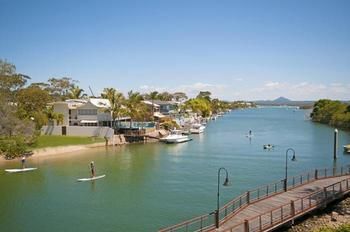 Jacaranda Noosa - Mackay Tourism 1