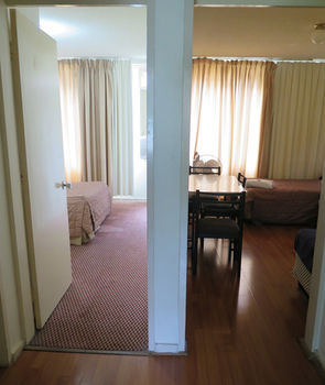 Amg Motel & Serviced Apartments - Mackay Tourism 5