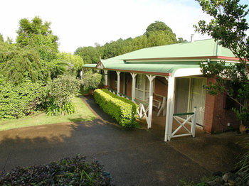Apple Tree Cottage & Studio - Mackay Tourism 6