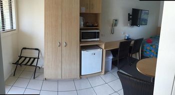 Motel Grande Tamworth - Mackay Tourism 26