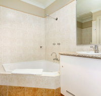 Edward Parry Motel amp Apartments - Mackay Tourism