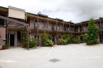 Station Hotel Motel Kurri Kurri - Mackay Tourism 9