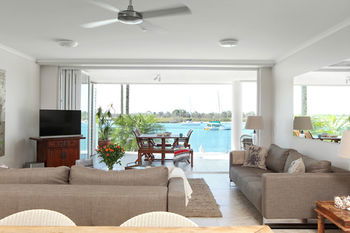 Noosa Quays - Mackay Tourism 21
