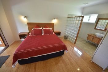 Coverdales B & B At Eumundi - Mackay Tourism 22