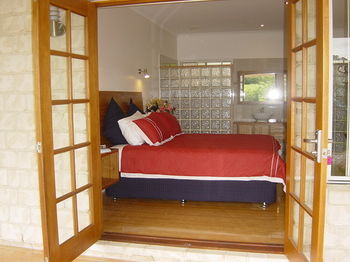 Coverdales B & B At Eumundi - Mackay Tourism 25