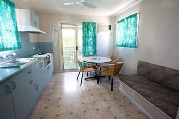 Maroochy River Cabin Village & Caravan Park - Mackay Tourism 6