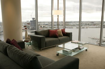 Docklands Serviced Apartments - Mackay Tourism 4