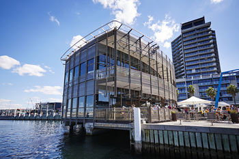 Docklands Serviced Apartments - Mackay Tourism 7