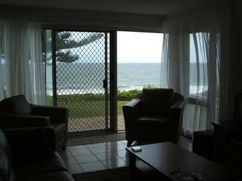 King's Row Holiday Apartments - Mackay Tourism 4