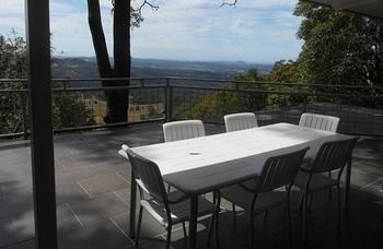 Treetops Accommodation Montville - Mackay Tourism 50
