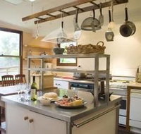 Bawley Bush Retreat and Cottages - Mackay Tourism
