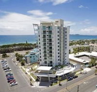 Beach on Sixth - Mackay Tourism