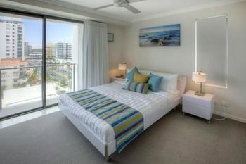 Beach On Sixth - Mackay Tourism 8