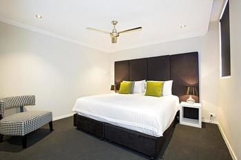 Astina Serviced Apartments - Parkside - Mackay Tourism 0