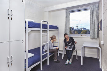 Melbourne Metro YHA - Hostel - Mackay Tourism 5